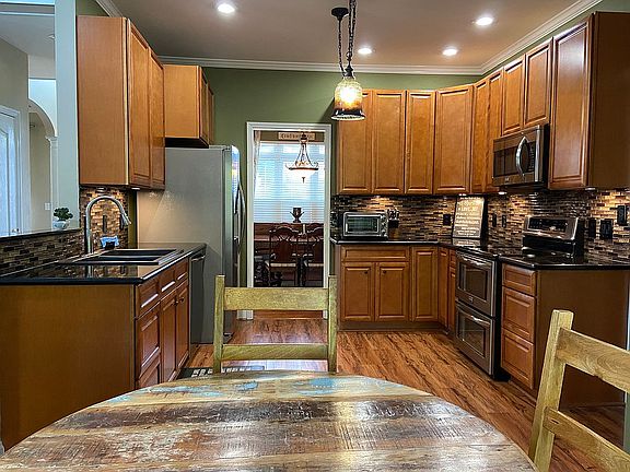 3rd image of 5490 Bryar Rose Dr