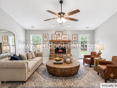 597 Woodfield Cir, Avon, IN, 46123