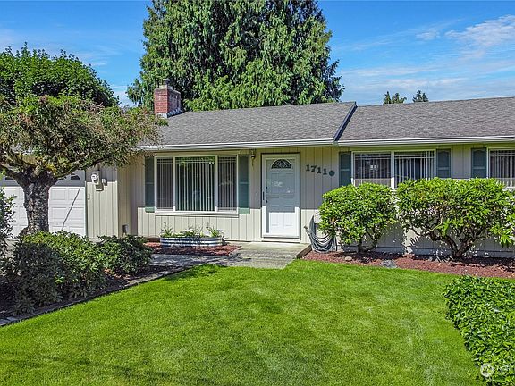 5th image of 17110 8th Avenue Ct E