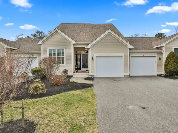 43 Sea Spray Ave Unit 43, Mashpee, MA 02649