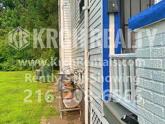 3rd image of 1276 E 133rd St #1