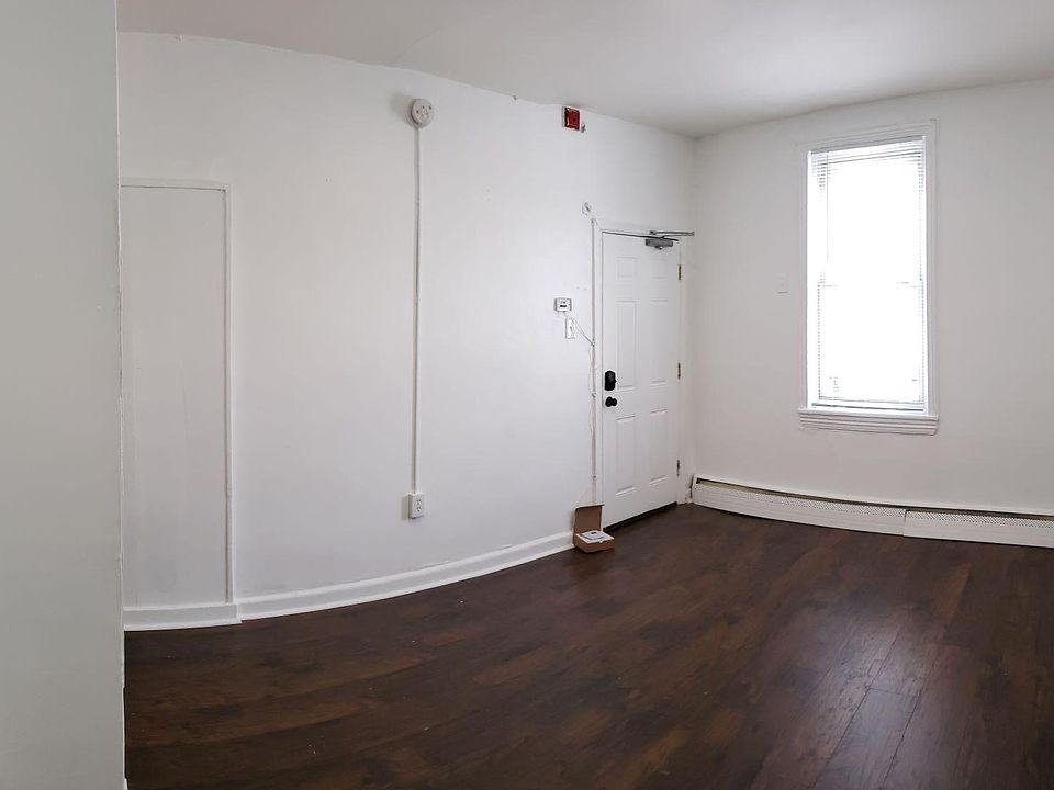 1st image of 164 W Norris St #1F