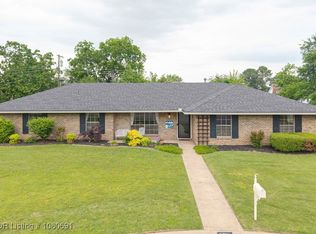 6811 S T St, Fort Smith, AR 72903