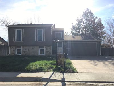 210 Coolidge Ct, Bennett, CO, 80102