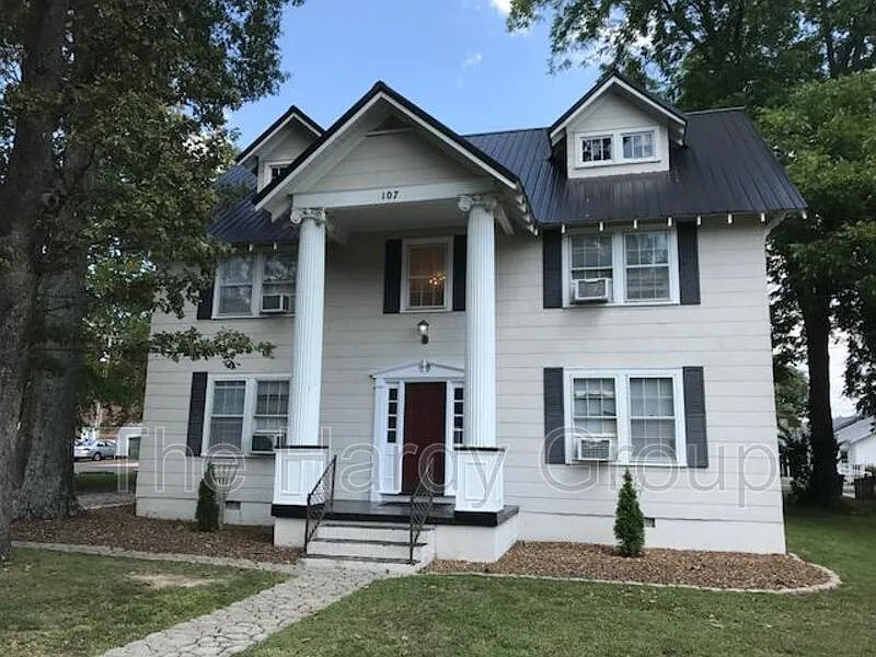107 S Anderson St #5