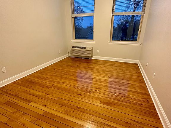 3rd image of 39 Cortland St #6