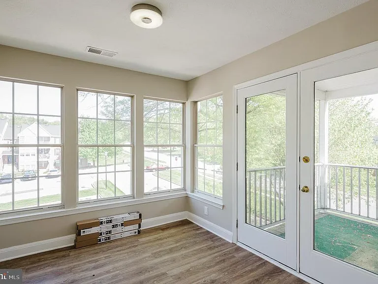 3100 Cardinal Way #J — Photo 12