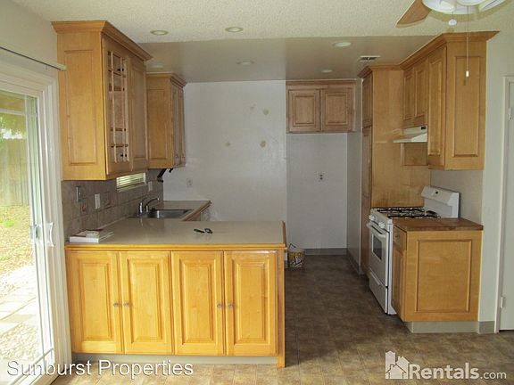 4th image of 4044 Andedon Cir