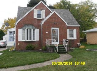 39 Bigelow Rd, Cheektowaga, NY 14225