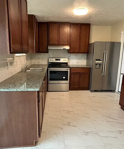10831 Langdon Ln — Photo 3