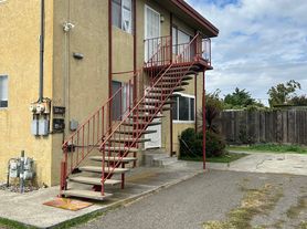 460 Springs Rd, Vallejo, CA
