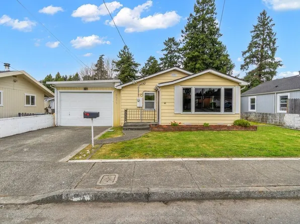 2071 Holly St, Eureka, CA 95503