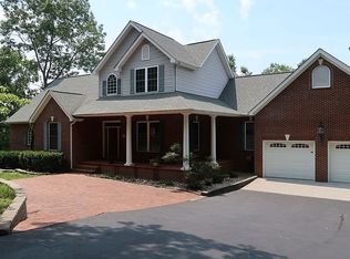 3961 Buck Mountain Rdg, Blacksburg, VA 24060