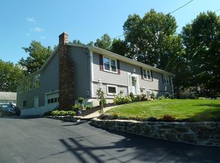 18 Iris Rd, Leominster, MA 01453