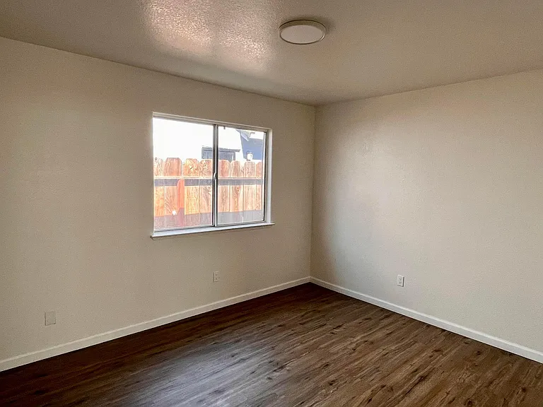 Bedroom #1