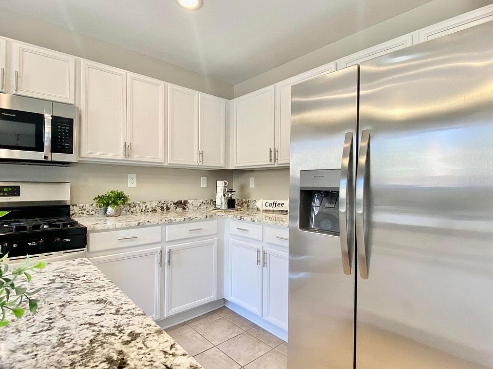 1st image of 7707 Red Finch Ct NW