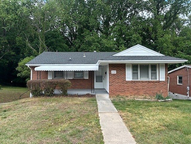 1st image of 232 Arnett Blvd