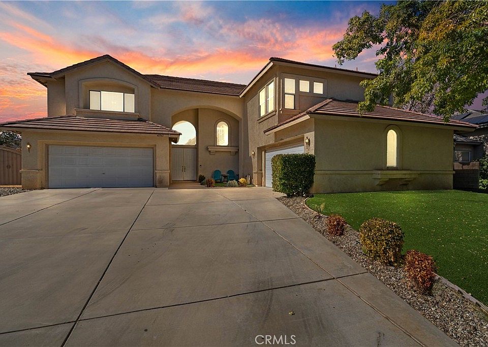 1st image of 41541 Ventana Dr