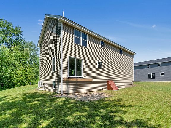 3rd image of 5 Blaine Street #99