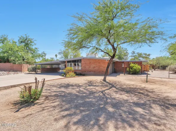2435 N Bahana Dr, Tucson, AZ 85715