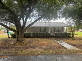 1827 Johnson St, Mamou, LA 70554