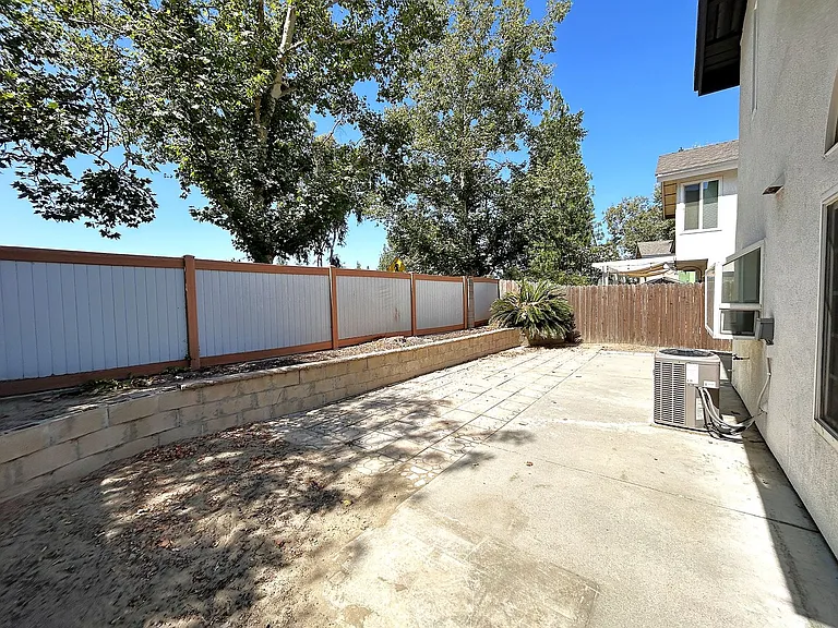 3214 Canary Ct — Photo 29