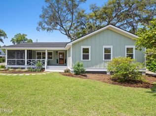1613 Madrid Ave, Pt Royal, SC 29935