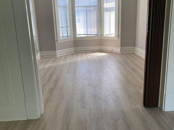 Dining Room looking towards Livingroom