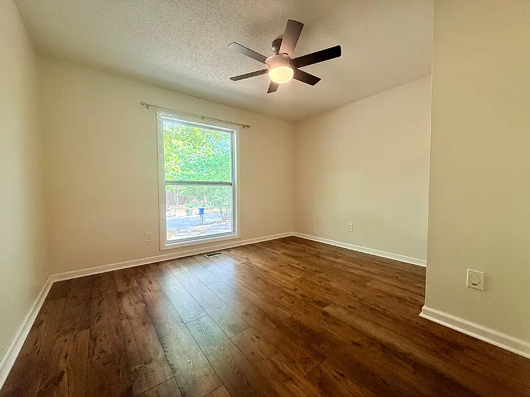 5761 Waterwood Dr — Photo 10