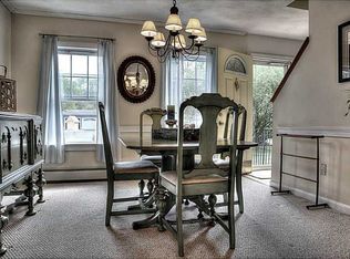 7 Deerfield Dr, Richmond, RI 02898