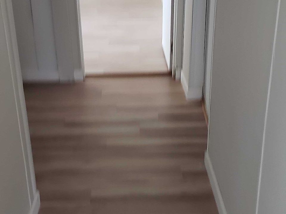 1st image of 363 Oakland Woods Dr