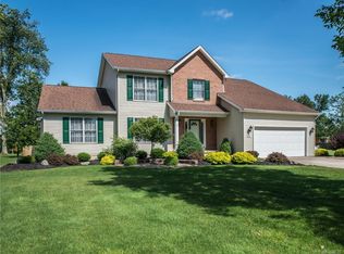 6869 Townline Rd, North Tonawanda, NY 14120