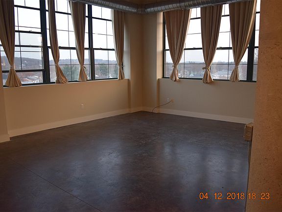 Living area as seen from kitchen