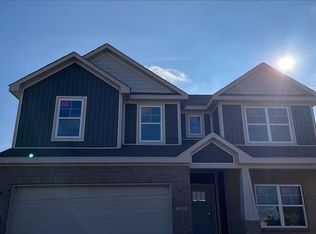 2147 Abbey Ln, Columbus, IN 47201