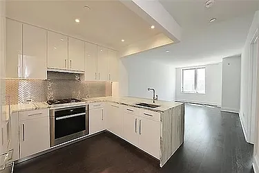 50 Riverside Boulevard #5S image 1 of 7