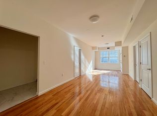 1269 Main St #618, Bridgeport, CT 06604