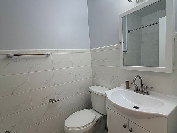 4th image of 8207 Williams Ave #1