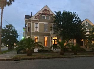 807 17th St #1, Galveston, TX 77550