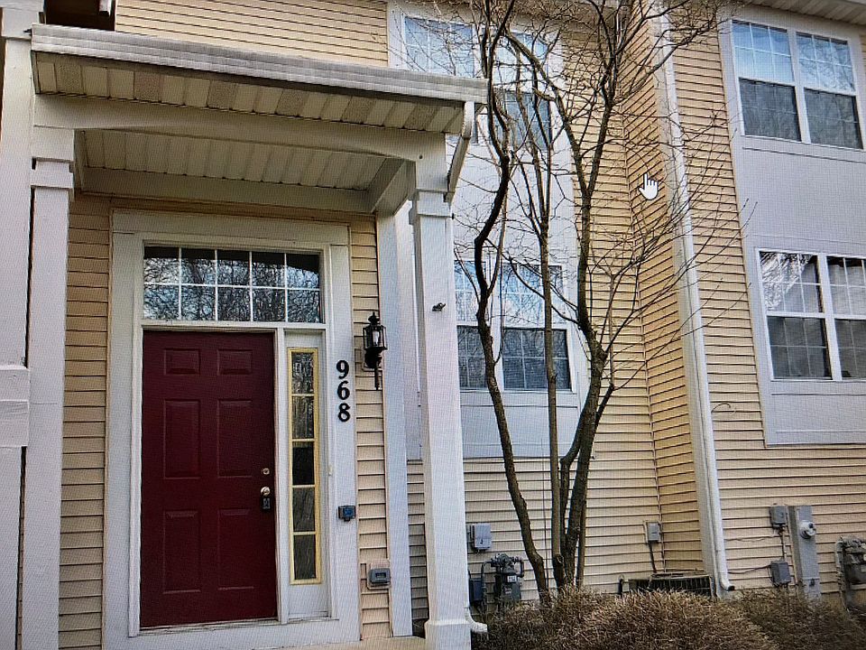 1st image of 968 S Darla Ct