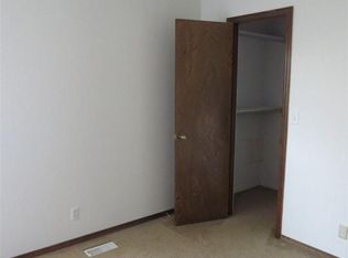 102 N Texoma Dr, Enid, OK 73703