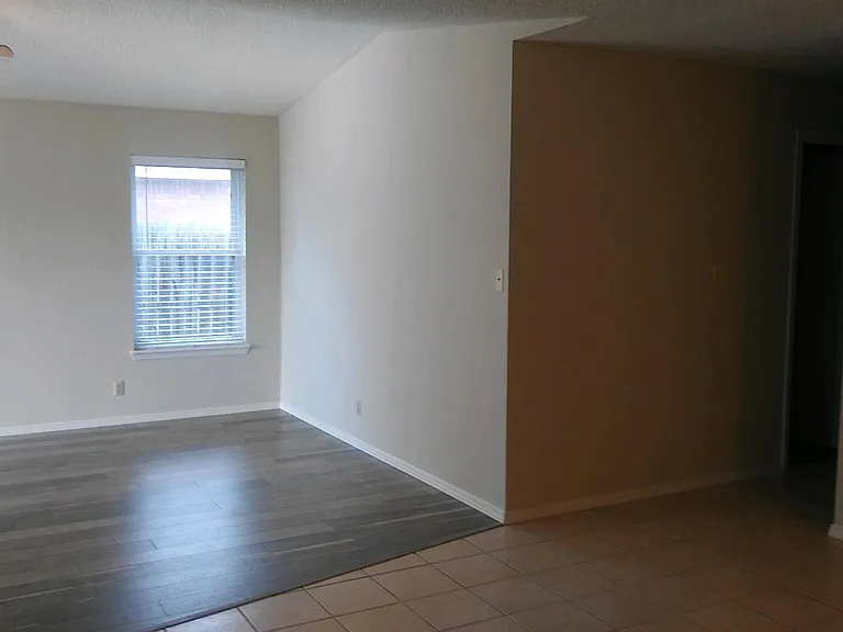 14466 S Oak Ct — Photo 9