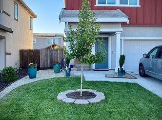 8285 Kossum Way, Elk Grove, CA 95624