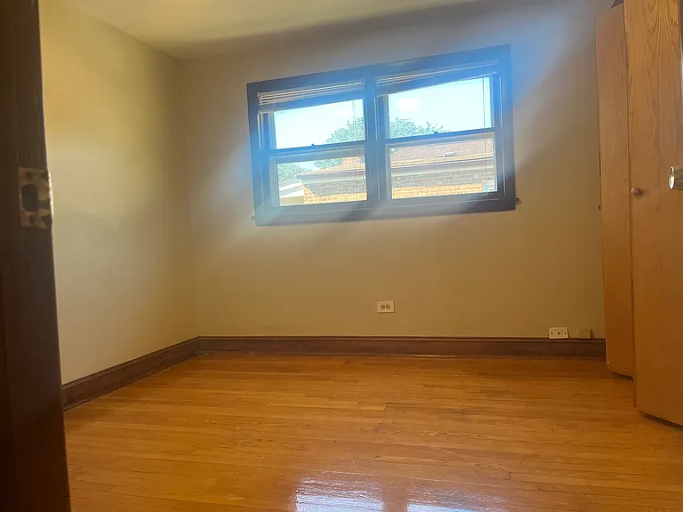 8018 S South Shore Dr #2 — Photo 5