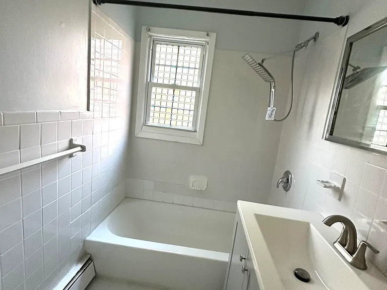 62 Stonehurst Blvd #G — Photo 33