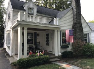 1377 Clifton Park Rd, Niskayuna, NY 12309