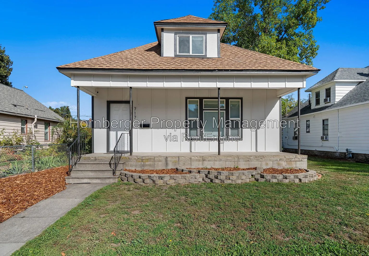 3 bed, 2.5 bath, 1500 sqft, $2,245 — Photo 1