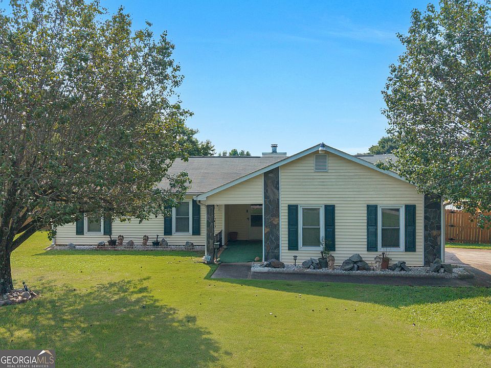 1st image of 109 Summerfield Dr