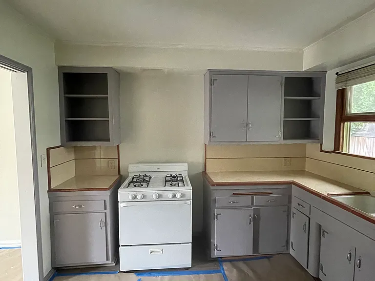 14315 Burbank Blvd #1/2 — Photo 5