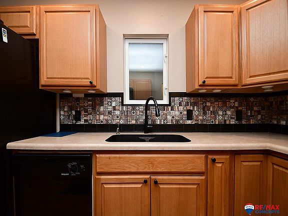 3rd image of 5008 Cresthaven Dr