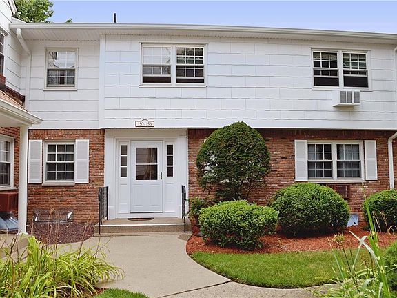 2nd image of 156 Parkside Dr